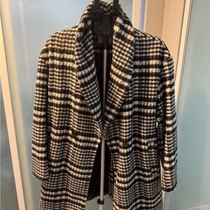 Avec Les Filles Black and White Houndstooth Pea Coat